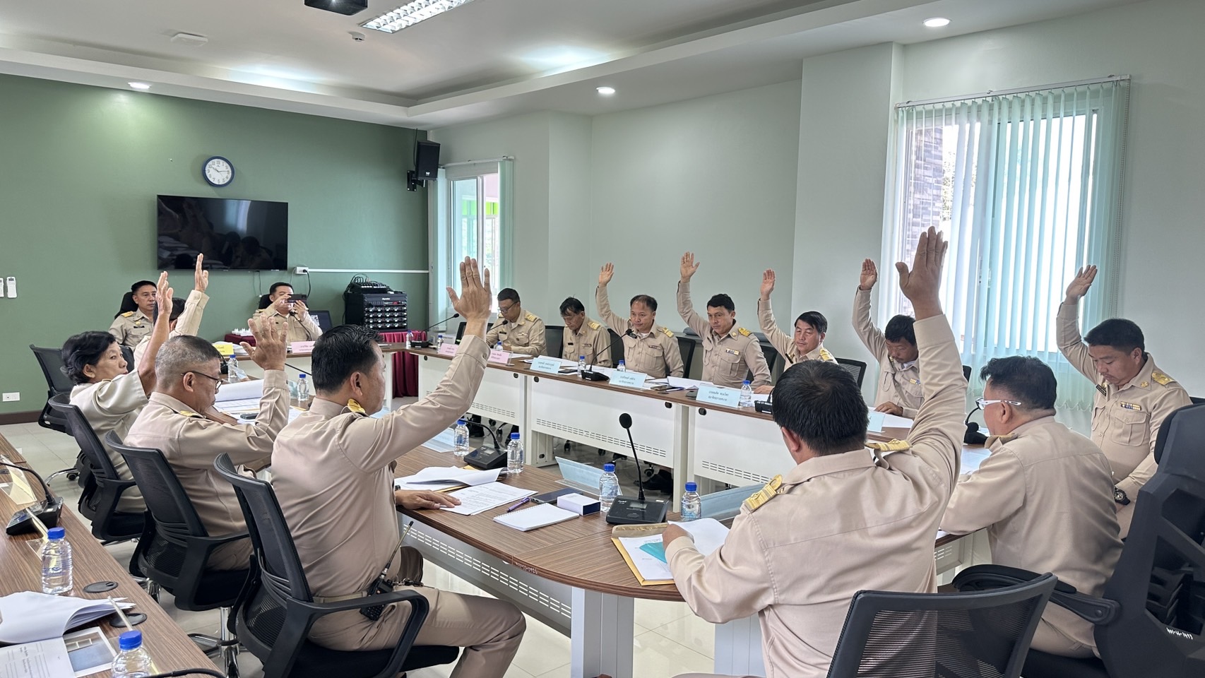 เมื่อวันที่ 20 ธันวาคม 2567  เวลา09.30 น. สภาเทศบาลตำบลแม่แรมได้ประชุมสภาเทศบาลสมัยสามัญ สมัยที่ 4 ครั่งที่ 1 ประจำปี 2567 ณ ห้องประชุมสภาเทศบาลตำบลแม่แรม